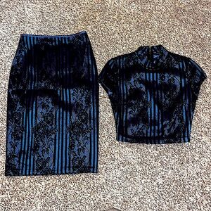 Alberto Makali iridescent lace, two piece set!